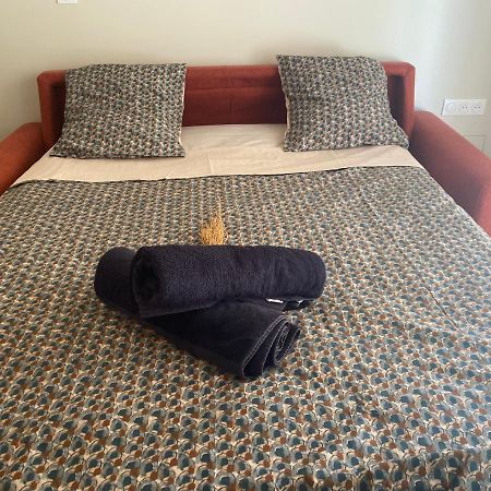 Instant Parfait Chambre Privee Et Piscine Монтё Экстерьер фото